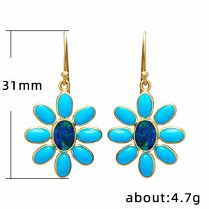 Orecchini Floreali Blu per Donne, Design Elegante a Fiori, Gioielli Versatili per l'Uso Quotidiano - Product Image 5