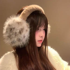 ที่ปิดหูผ้ากำมะหยี่ลายเสือดาว ที่ปิดหูผ้ากำมะหยี่น่ารักสำหรับฤดูหนาว ป้องกันความเย็นและให้ความอบอุ่น - Product Image 1