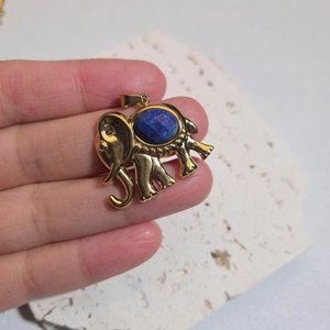 Pendentif Crabe Tendance en Acier Inoxydable avec Pierre Naturelle, Plaqué Or 18K, Style Bohème, Unisexe, Motif Animal Marin, Idéal pour un Port Quotidien, Lourd et Robuste - Product Image 2