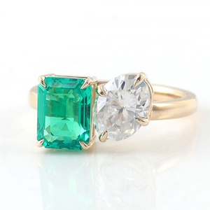 Anillo de Esmeralda de Corte Esmeralda, Anillo de Diseñador con Dos Piedras, Anillo de Oro Sólido Real de 18k, 14k, 10k, Anillo de Compromiso, Anillos en Oferta para Chicas - Product Image 2