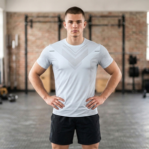 T-shirt e <span class=keywords><strong>pantaloncini</strong></span> da uomo di marca alla moda per l'estate: abbigliamento sportivo traspirante ad asciugatura rapida per fitness e <span class=keywords><strong>calcio</strong></span>, magliette sportive a maniche corte per la corsa - Product Image 1