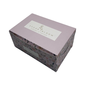 ป้ายแขวนกางเกงยีนส์ทรงสี่เหลี่ยมพับได้ลายดอกไม้สีชมพูแบบกำหนดเอง - เคลือบด้าน ปั๊มนูน พิมพ์สองด้าน ทำจากกระดาษลูกฟูก - Product Image 4