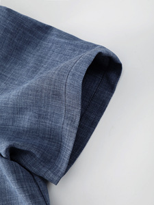 Completo Casual da Uomo a Due Pezzi: Camicia a Maniche Corte con Apertura Frontale e Pantaloncini con Coulisse e Tasche Laterali - Product Image 5
