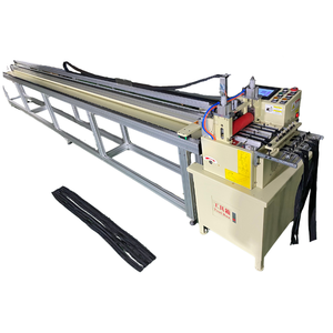 Machine de découpe entièrement automatique pour rubans, sangles et bandes à rayures multiples avec plaque de serrage manuelle de 5 m - Product Image 1