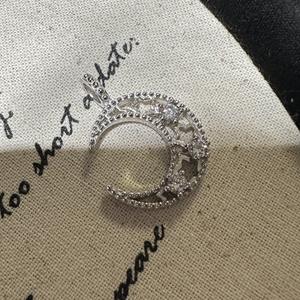 Pendentif Lune et Étoile Wenchi en Argent Pur S925, Design Niche Rétro Français, Creux, Style Médiéval Vintage, Or Rose, Zircon, Modèle 23108 - Product Image 5