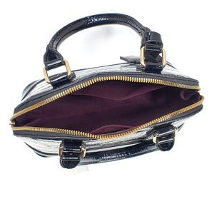 Newest Good Quality Pu Leather Handbags With Bear Pendant Trendy Fashion Latest Luxury Designer Women's Messenger Bags - Product Image 6