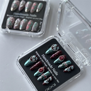 Uñas acrílicas de <span class=keywords><strong>ilusión</strong></span> óptica/trippy, con diseño de cruz, cuadradas, estilo punk y cyber, católicas, hechas a mano, de presión, venta al por mayor para proveedores. - Product Image 5