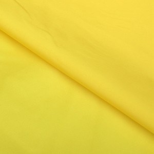 <span class=keywords><strong>Tessuto</strong></span> in <span class=keywords><strong>Nylon</strong></span> Taffetà Ultra Sottile 20D 380T 420T Lucido Scintillante, Trilobale, Antipiuma, Calandrato per Giacche e Cappotti - Product Image 5