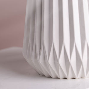 Macetas de estilo nórdico para Plantas, Macetas de dolomita con grabado de flores blancas, maceta de bonsái de cerámica blanca - Product Image 4