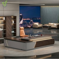 Bureau de direction modulaire incurvé IULTRA avec plateau flottant en MFC, faible MOQ, design esthétique unique