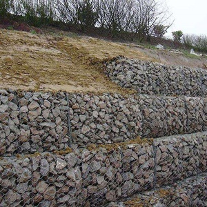 Caisse <span class=keywords><strong>gabion</strong></span> hexagonale, en treillis métallique galvanisé / recouvert de PVC à double torsion, pour la protection des berges fluviales et le contrôle de l'érosion - Product Image 1