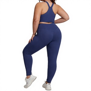 Ensemble de <span class=keywords><strong>yoga</strong></span> 2 pièces <span class=keywords><strong>grande</strong></span> <span class=keywords><strong>taille</strong></span> uni, haute élasticité, respirant, vêtements de fitness moulants pour femmes - Product Image 4