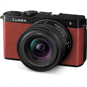 Cámara Panasonic LUMIX S9 sin Espejo de Formato Completo con Lente <span class=keywords><strong>S</strong></span> 18-40mm F4.5-6.3 - Product Image 1