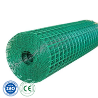 Rouleau de grillage soudé en vinyle vert de 1/2 pouce pour clôture de poulailler, protection de jardin et panneau de clôture pour volailles