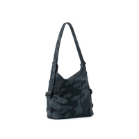 Sac à dos convertible en sac à bandoulière 2-en-1 noir camouflage pour femme avec compartiments antivol, étui pour écouteurs et anneau en D 2026