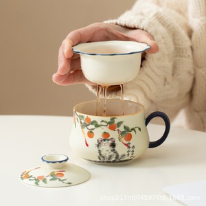 Tasse à thé en céramique « Trois Significations et Mille Régnes » avec couvercle et filtre, motif chat et kaki peint à la main, cadeau de bureau - Product Image 3