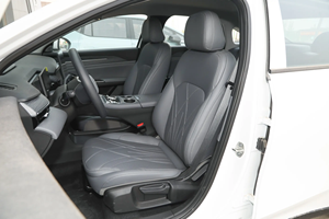 Auto Usate per Galaxy L6 2025 PHEV 1.5 EM-i DHT 60KM Launch Edition 160KW Batteria 8.5kWh Autonomia <100km Chilometraggio 58000km Guida a Sinistra - Product Image 6