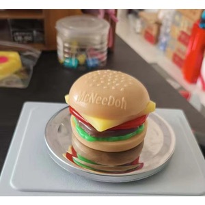 Juguete Sensorial Antiestrés Schylling Needoh Nice Cube McDonald Berger de Rebote Lento, Juguete Blandito para Niños - Product Image 6