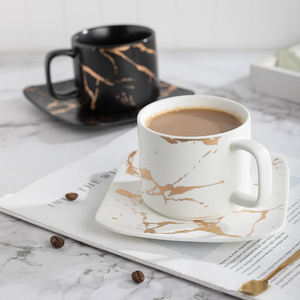 Set di Tazze e Piattini in Ceramica di Lusso Stile Nordico con Effetto Marmo Dorato 100/250ml per Acqua, Tè e <span class=keywords><strong>Caffè</strong></span> per Feste - Product Image 3