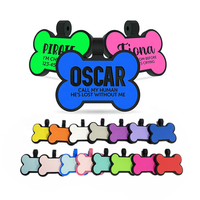 Vente en gros de porte-carte d'identification personnalisé en silicone avec QR code pour collier de chien, étiquettes nominatives pour animaux de compagnie, étiquettes d'identification pour chat, médailles pour chien à graver