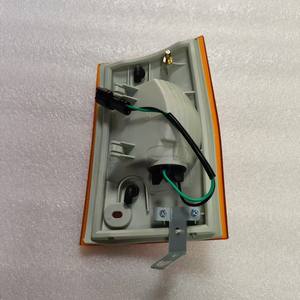 Luz de Posición Lateral para Camión Hyundai de Uso Medio-Pesado, Repuesto de Plástico, Voltaje Estándar - Product Image 4