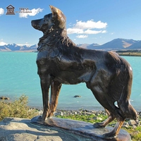 Statue de chien de grande race de type européen en bronze et laiton, sculpture d'art de jardin grandeur nature