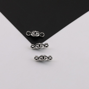 Vintage Flower Shape Double Hole Pendant Tibetan <b>Silver</b> DIY Jewelry Charm Unisex for <b>Bracelet</b> Necklace Accessories - Product Image 2