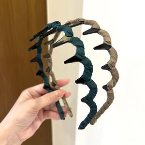 2026 Wave Large Teeth Headband Women Non-Slip <b>Cloth</b>-Wrapped French Hair Hoop for <b>Face</b> Washing - Product Image 3