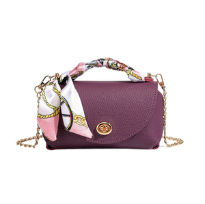 Sac à main de luxe léger en cuir Saffiano kaki avec bandoulière chaîne, poignée foulard et rabat, sac bandoulière, capacité 2-2,9 L pour les trajets quotidiens - Product Image 6
