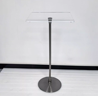 Présentoir à vêtements autoportant en acrylique transparent moderne, personnalisé en usine, facile à assembler, idéal pour les podiums d'église