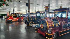 Fiberglass Material Handmade Customized Trackless <b>Train</b> for Entertainment Venues New <b>Train</b> for Sale - Product Image 5
