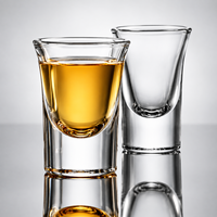 Shotglaasje, helder, mini, voor whisky, wodka, tequila, bar, restaurant, hotel