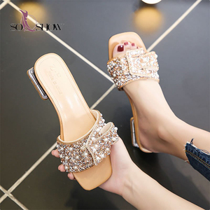 Di modo di fantasia sandali per le ragazze delle donne tacchi di design <span class=keywords><strong>tacco</strong></span> alto pantofole <span class=keywords><strong>con</strong></span> l'arco per le signore - Product Image 2
