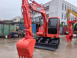 Excavadora Compacta de Cadenas Doosan DH80 de Segunda Mano, Ideal para Construcción Municipal y Excavación de Terrenos Agrícolas - Product Image 6
