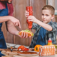 Boîte à emporter pour frites et hot-dogs, en papier kraft, résistante à la graisse, à carreaux orange et blancs, personnalisable