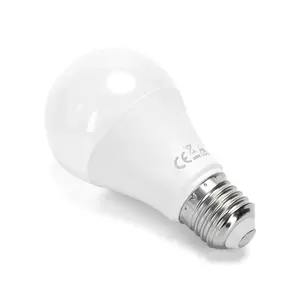 Lampadina LED A60 E27 10W, luce bianca, risparmio energetico, lunga durata, ideale per l'illuminazione generale in case e uffici. - Product Image 2