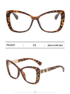 Lunettes Designer Marques Célèbres <span class=keywords><strong>Montures</strong></span> Pour Lunettes Optique Femme <span class=keywords><strong>Montures</strong></span> Anti Lumière Bleue Lunettes Carrées Oeil de Chat Grande Taille - Product Image 3