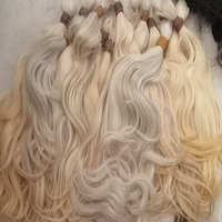 Vente en gros Extensions de queues de cheval en cheveux humains gris vierge brut non transformé en argent bouclé blanc naturel pour tressage pour perruques en dentelle