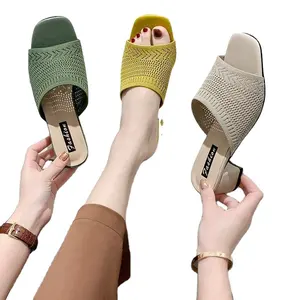 Pantoufles à talon moyen d'été pour femmes, chaussures d'extérieur en tissage, tendance, ajouré cool, collection 2022