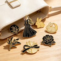 Broches colorées en alliage de zinc émaillé, épingles métalliques personnalisées, badges tendance pour cadeaux souvenirs d'anniversaire