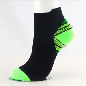 <span class=keywords><strong>Hiver</strong></span> Nouveau Design Outdoor Bike Cycling Basketball Compression Running Socks - Product Image 6
