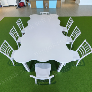 Table carrée vague blanche avec chaise blanche pour équipement de location de fête - Product Image 2
