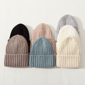 หมวกไหมพรมถักนุ่มบุซับในไหมเรียบ อุ่นสบายสำหรับฤดูหนาว แบบยืดได้ ใส่ได้ทั้งชายและหญิง รับสั่งทำตามแบบ - Product Image 5