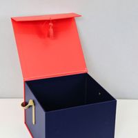Boîte en papier portable recyclable écologique créative Boîtes rigides à fermeture magnétique avec poignée en cuir pour perruque en tissu alimentaire Cadeau de Noël