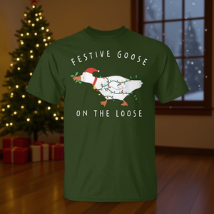 Maglietta natalizia Festive Goose On The Loose con luci e design con cappello da Babbo Natale - Product Image 3