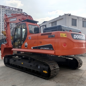Zuid-Korea Originele Doosan Gebruikte Graafmachines Dx300 Dx300lc Dx260lc/Lage Prijs <span class=keywords><strong>30</strong></span> <span class=keywords><strong>Ton</strong></span> Gebruikte Doosan DX300LC-9C Graafmachine Te Koop - Product Image 1