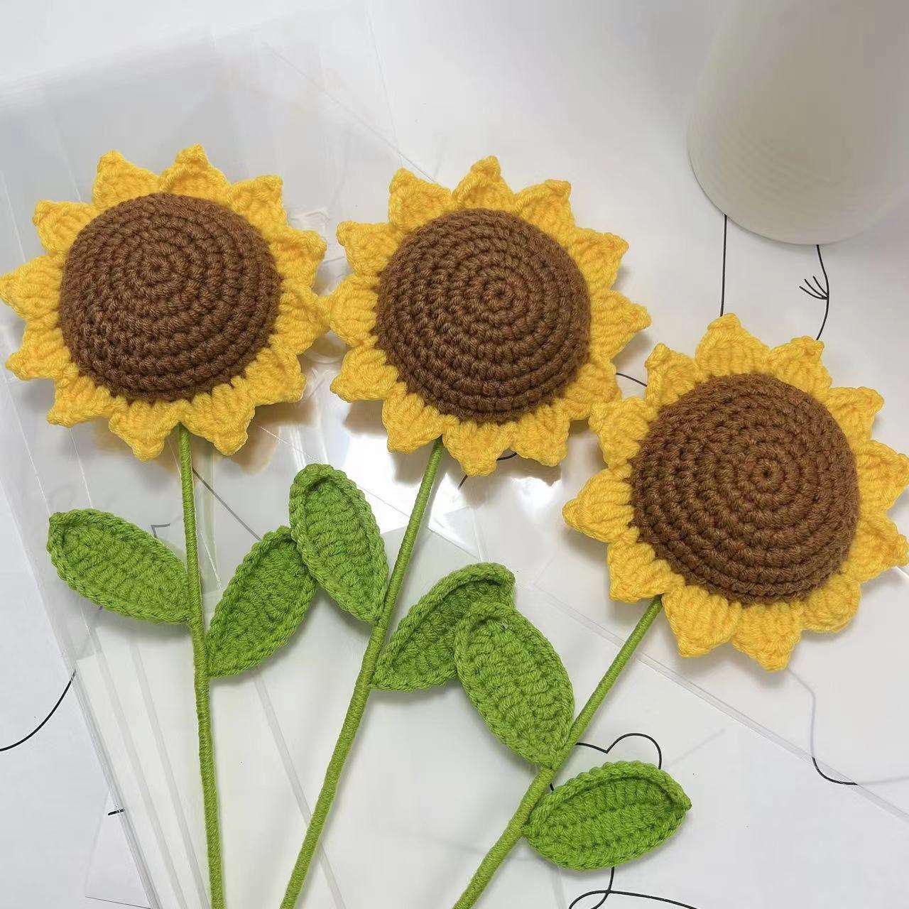 สีน้ำตาลอ่อน