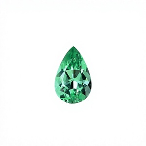 พลอยมรกตสีเขียวธรรมชาติและสร้างในห้องปฏิบัติการ - Product Image 2