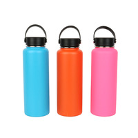 Diseño moderno 750ml gran vacío de acero inoxidable deportes termo taza con pajita de plástico portátil para regalos de negocios uso al aire libre
