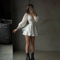 Robe Courte Blanche Femme Personnalisée Style Sexy Été Col V Manches Longues Taille Haute Coupe Trapèze